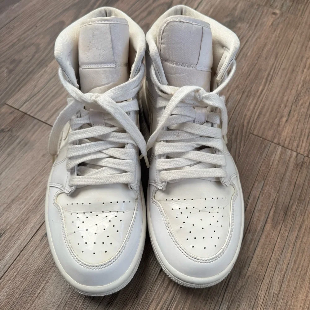 Nike Jordan 1 Mid Triple White Patent Swoosh (Women's) Size 9 - Picture 3 of 6